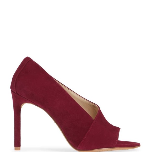 NEW Vince Camuto Red Suede Heels - Picture 3 of 6